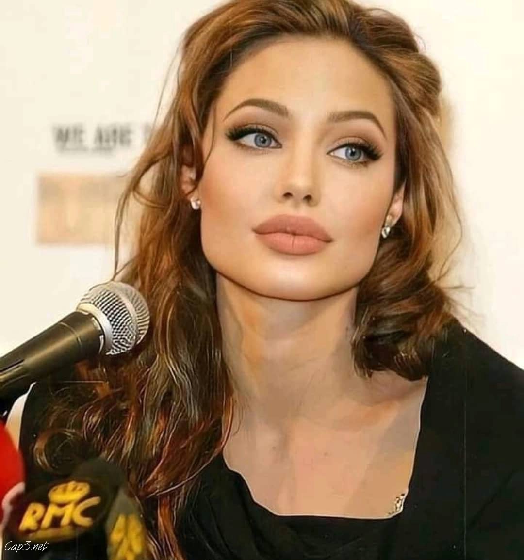Feminine Blonde Angelina Jolie Cut