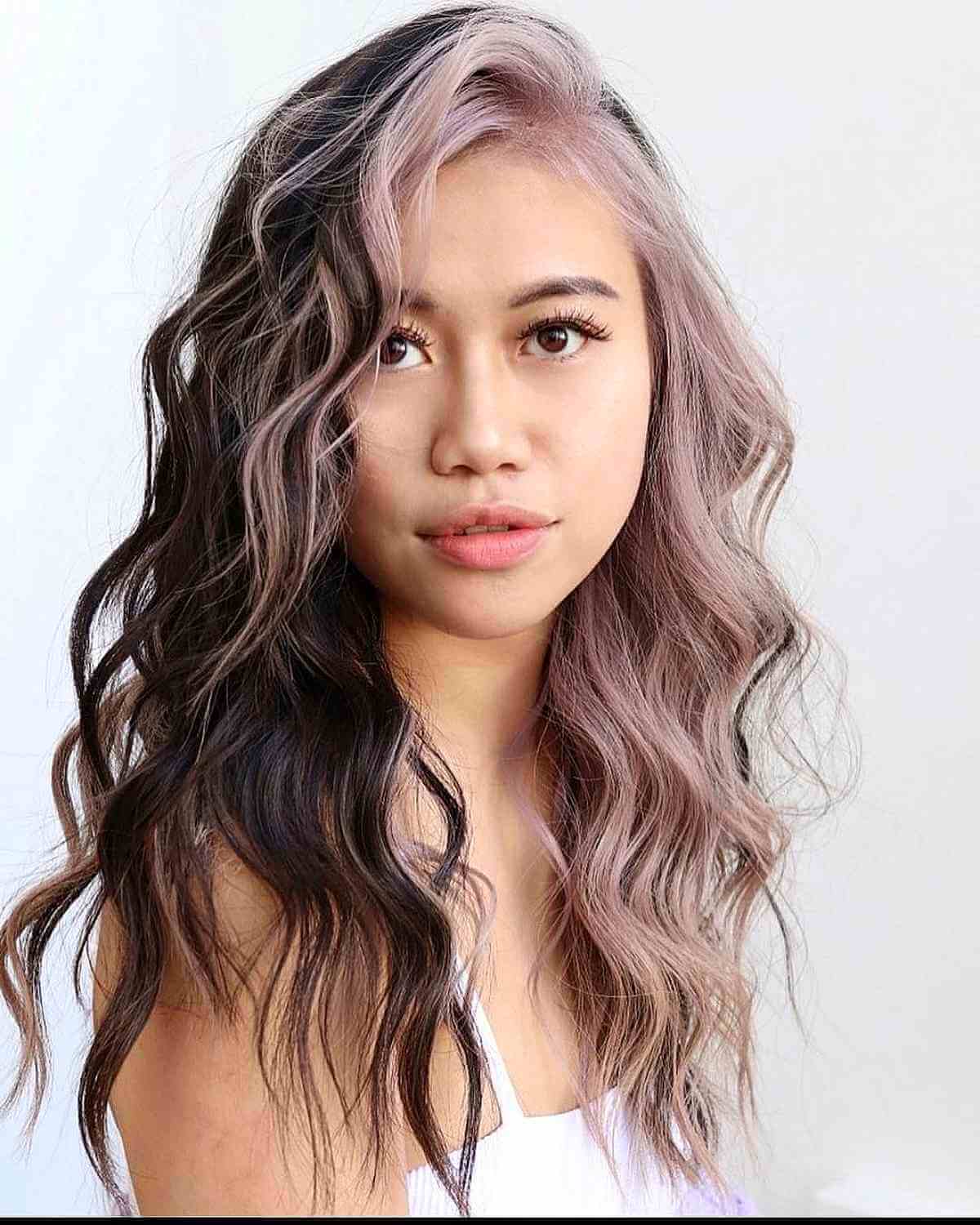 two toned hair with beach waves