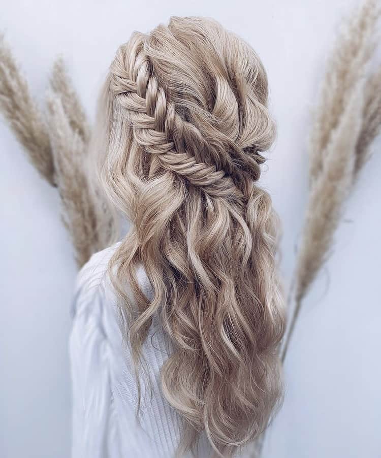 Simple curls and one braid