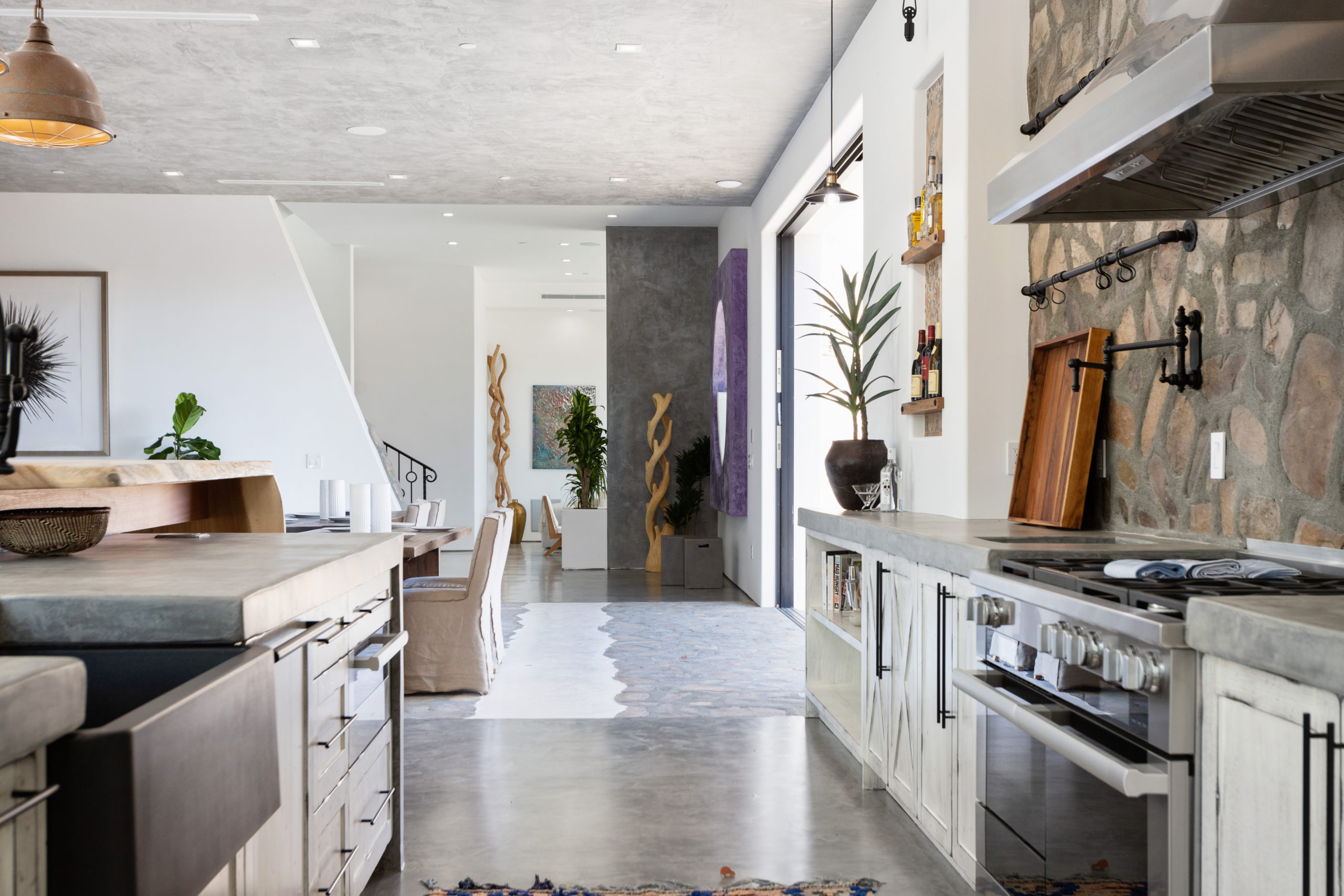 Malibu Modern Villa Kitchen and concrete floor