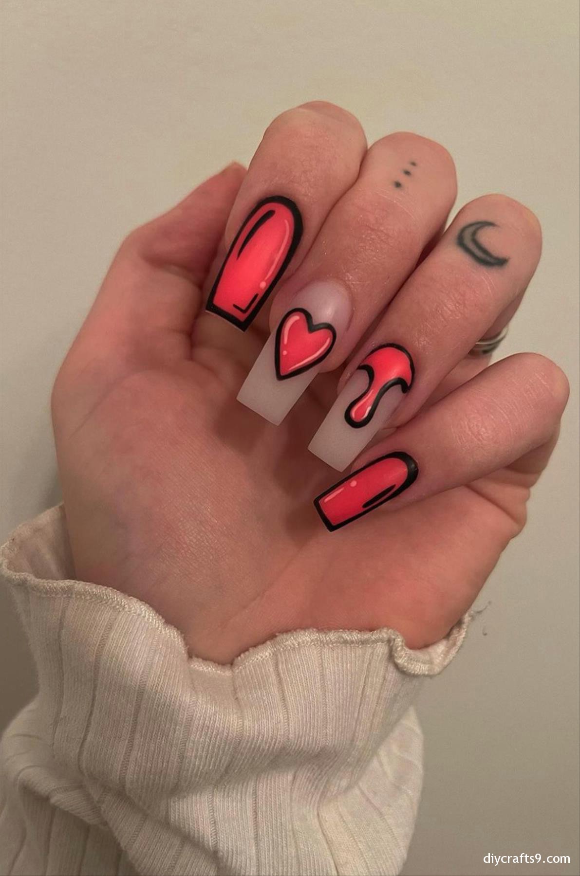 romantic Valentines day nails with heart