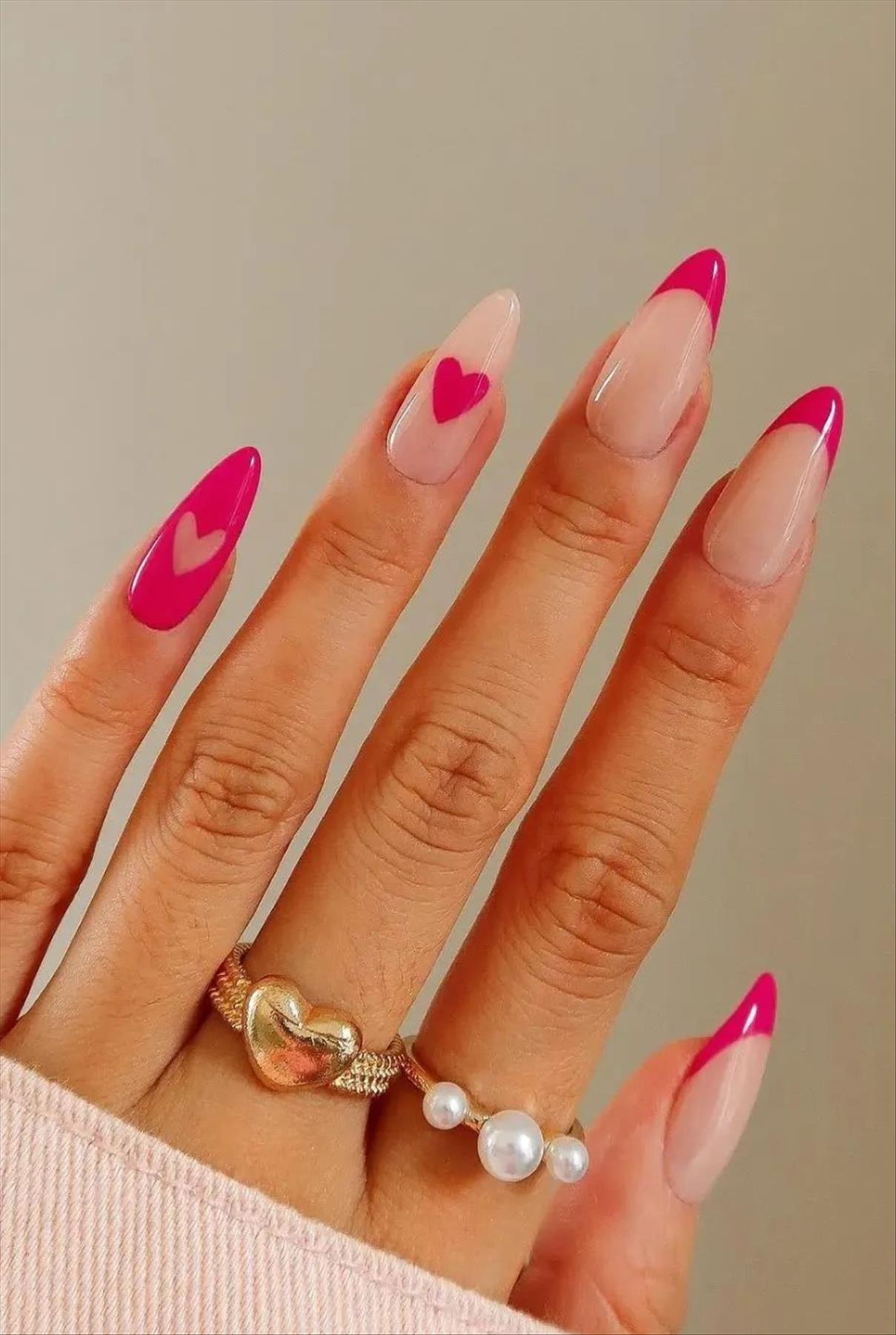 Romantic heart nails art for Valentines day mani