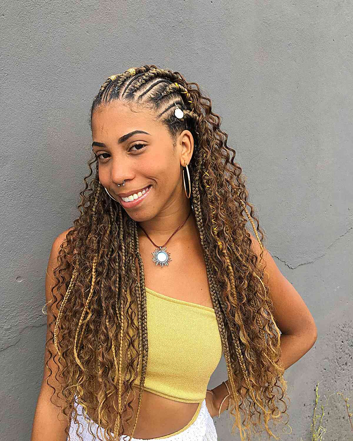 black and blonde fulani knotless box braids with accessories