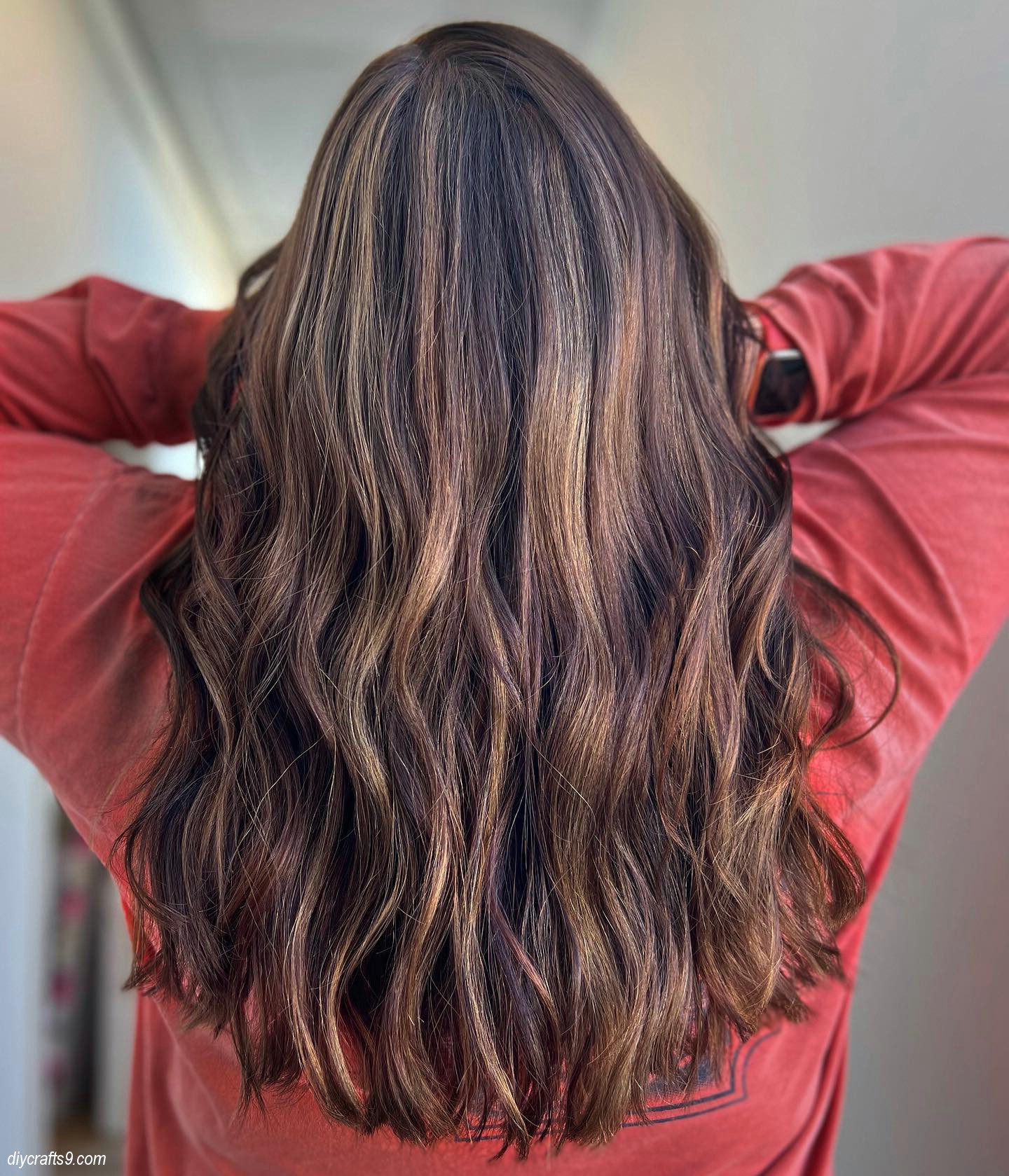 Feminine Light Brown Hair With Caramel Highlights