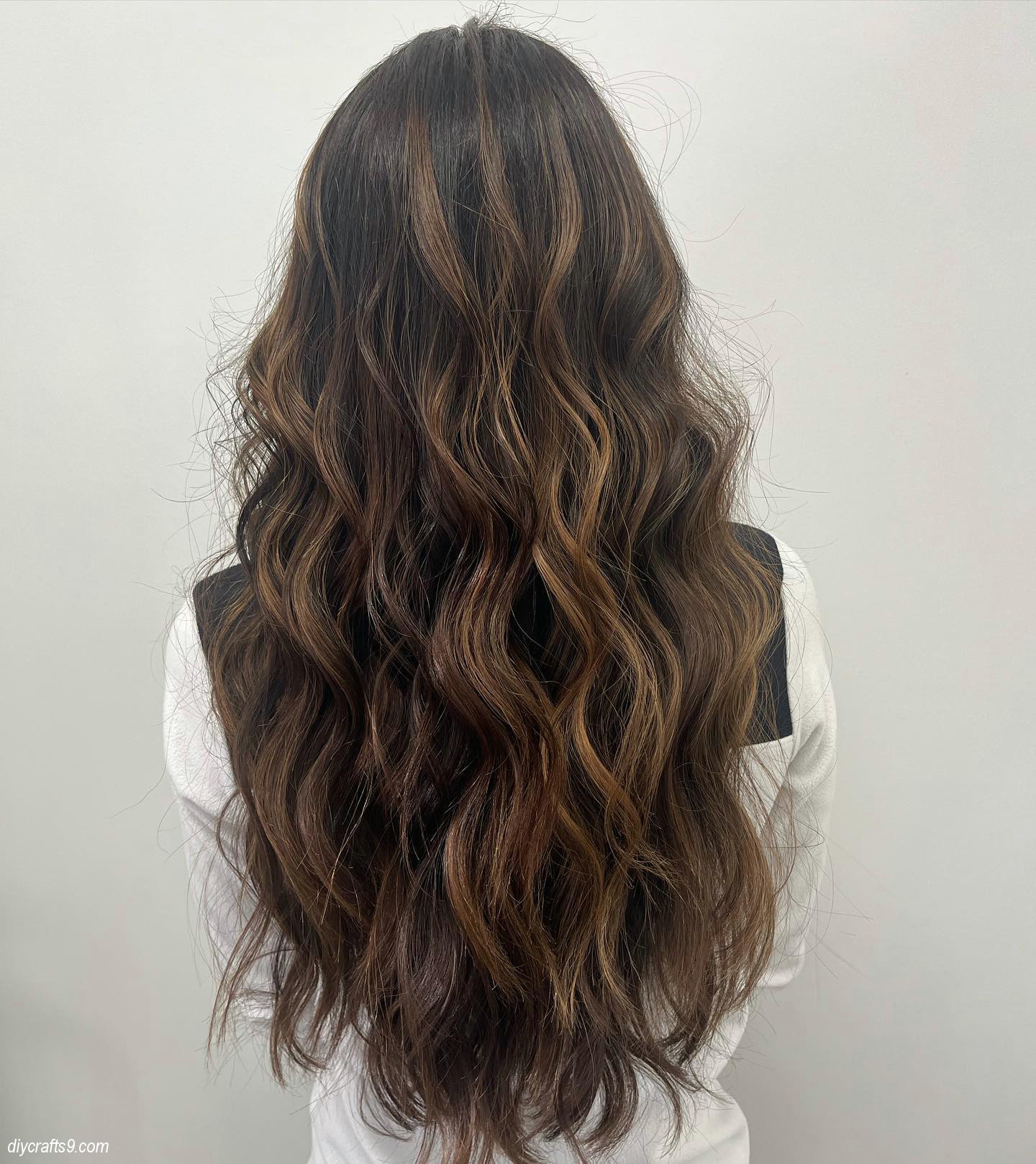 Thick Full Brown Hair With Caramel Highlights
