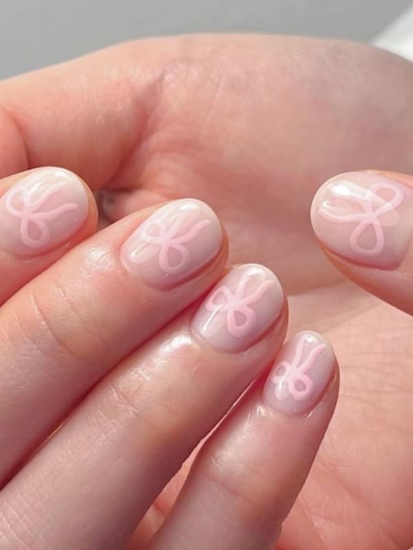 Korean nails with bows.