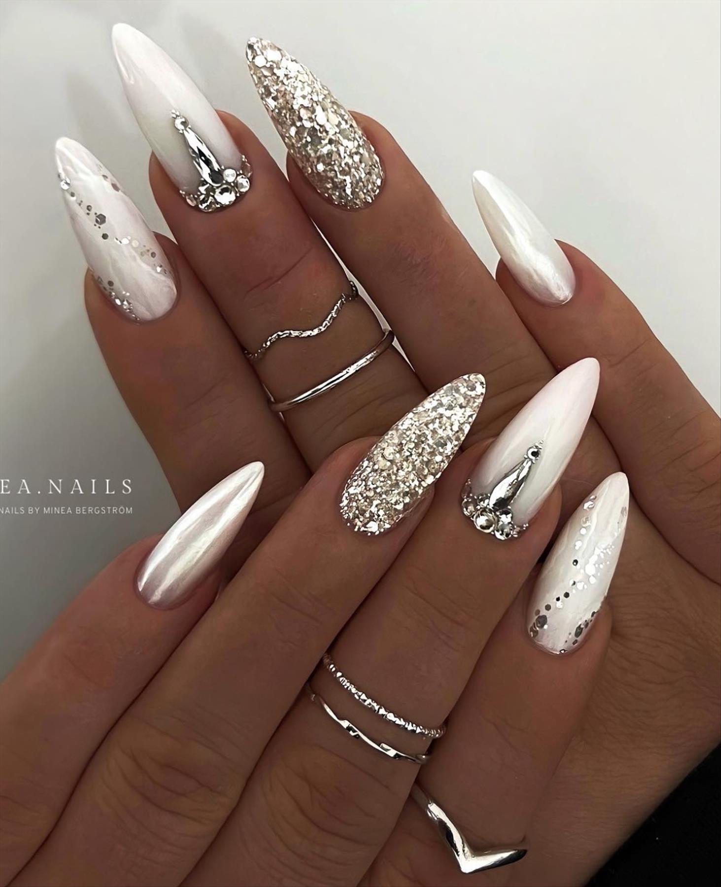 shimmy winter nails design